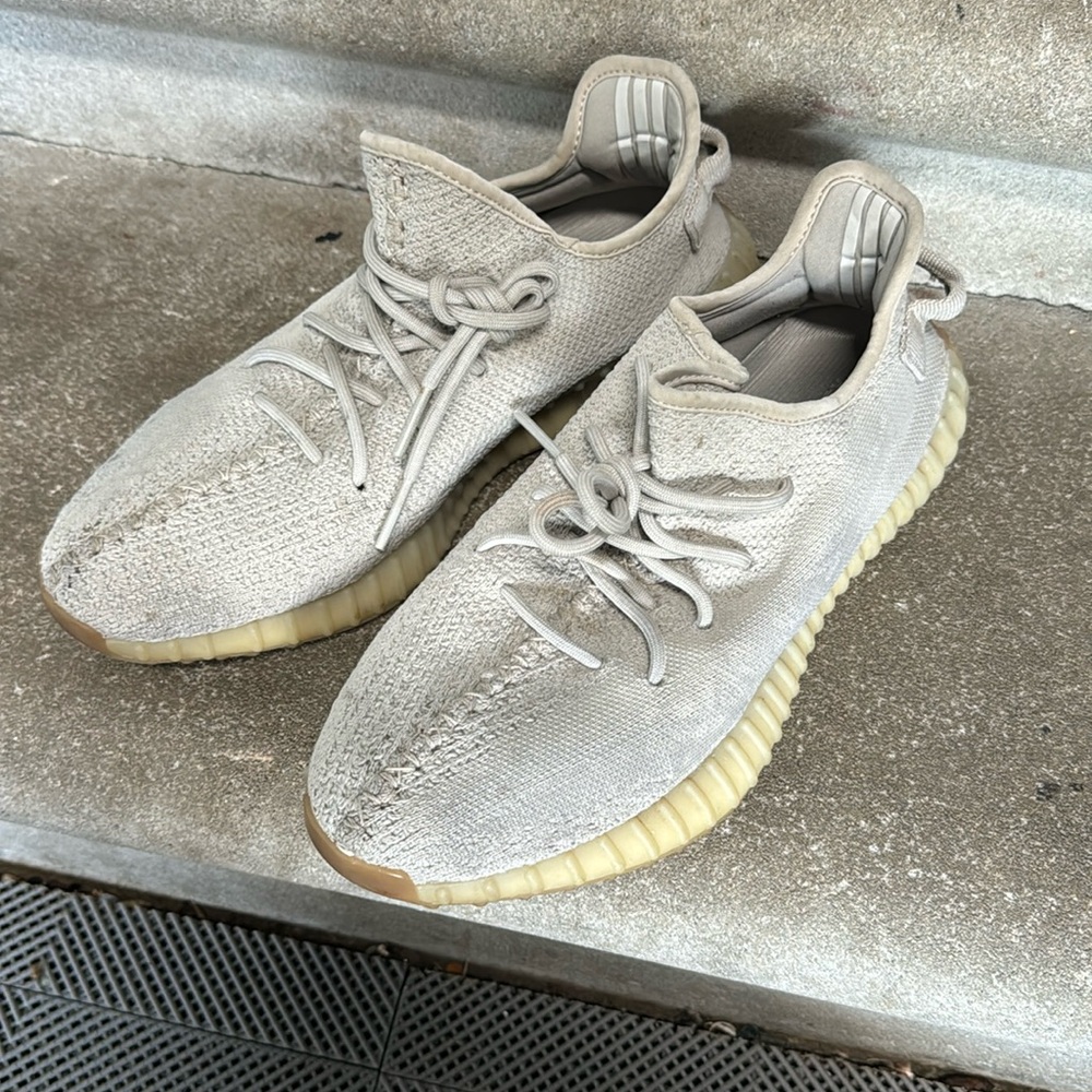 Men’s Yeezy shoes